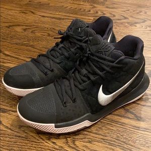 Kyrie 3